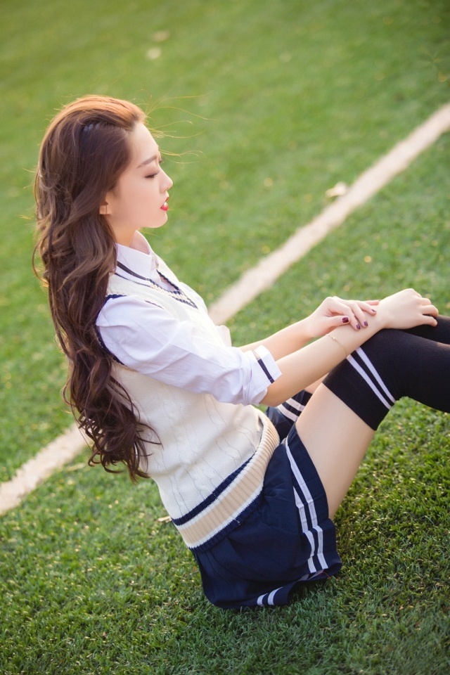 99re热在线_: 潜在的矛盾关系，显现出的是怎样的复杂层度？